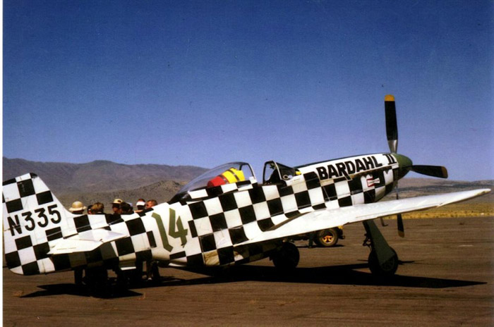 VBBEDW Hist-Race14 -BW tanks